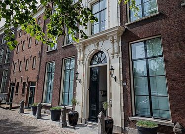 Boutique hotel in stadsvilla in Schiedam - 2