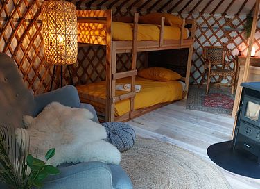 Charming yurt with a view of nature - 5