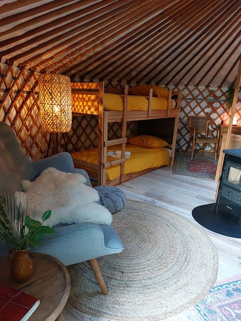 Charming yurt with a view of nature - 5
