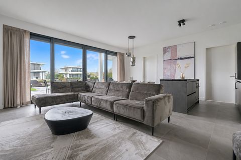 Luxuriöse Villa mit Whirlpool, Sauna und Steg - 3