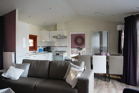 Hölzerne Ferienwohnung in einem schönen Ferienpark - 4
