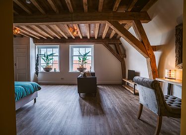 Boutique hotel in a unique location - 4