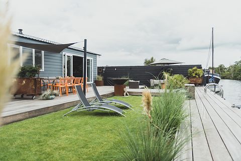 Luxe Tiny house met jacuzzi aan het water - 2