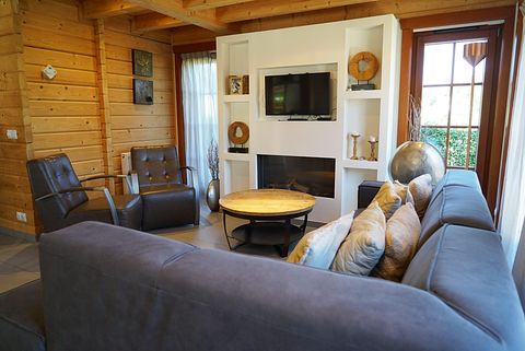 Houten blokhut (10p) op leuk vakantiepark - 4