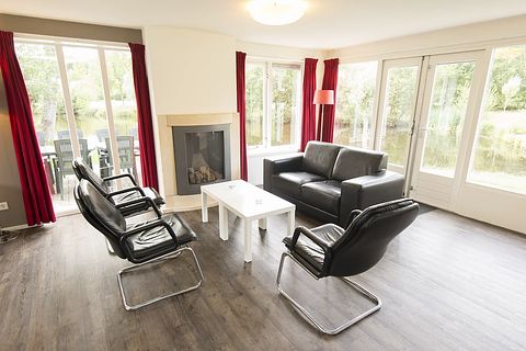 Vakantiehuis (12p) in bosrijke omgeving  - 3