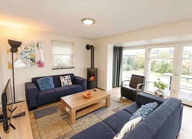 Luxe watervilla met aanlegsteiger - 11