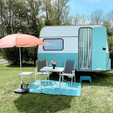 Overnachten in een retro caravan - 5