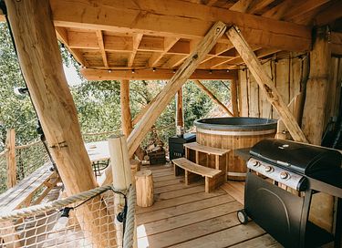 Unique forest cabin with hot tub - 3