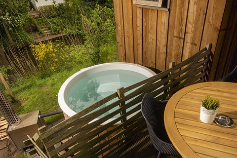Maison familiale en bois avec jacuzzi - 3