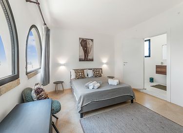 Vacation villa with private pool in Italy - 40