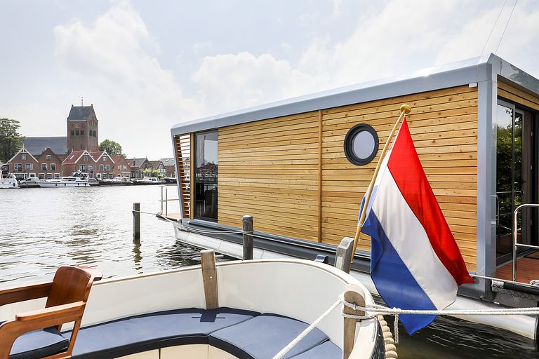 Houseboat in Grou met schitterend uitzicht - 1
