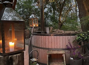 Cottage mit Whirlpool direkt am Teich - 10