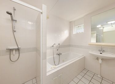 Vrijstaand vakantiehuis (8p) aan het water - 6