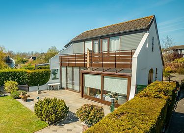 Bungalow (4p) near the water in Zeeland - 4