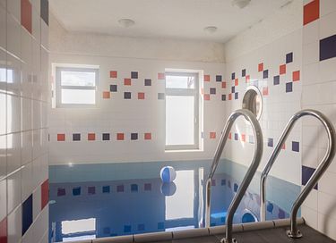 Gruppenunterkunft mit Schwimmbad auf Ameland - 4