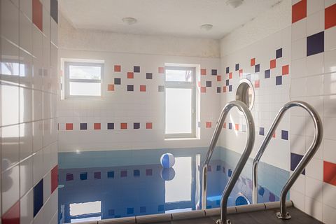 Gruppenunterkunft mit Schwimmbad auf Ameland - 4