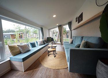 Modern holiday home in a wooded area - 3