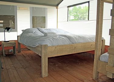 Luxe safaritent aan het water voor 6 personen - 8