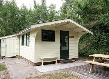 4-person hiker's hut on dune campsite