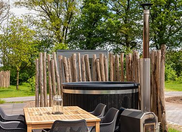 Tiny house de luxe avec bain à remous privé - 2