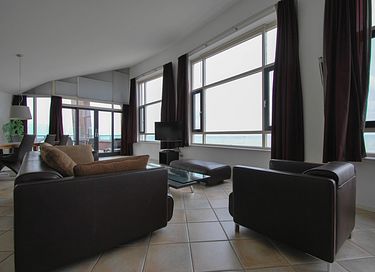 Penthouse with double balcony and sauna - 9