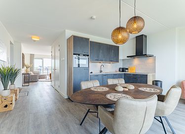 Wohnung mit Terrasse am Wasser - 8