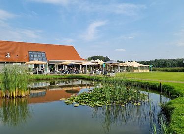 Luxuriöse Villa mit Whirlpool, Sauna und Steg - 21