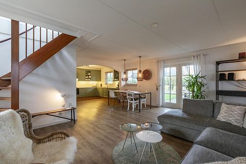 Stimmungsvolles Familienhaus in Strand- und Waldnähe - 3