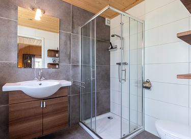 Boslodge op een vakantiepark in Gelderland - 18