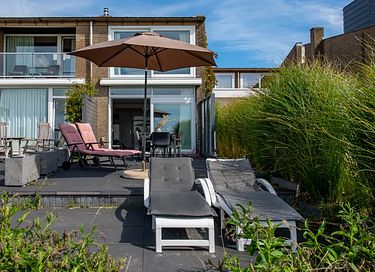 Waterfront vacation home in Zeeland - 2