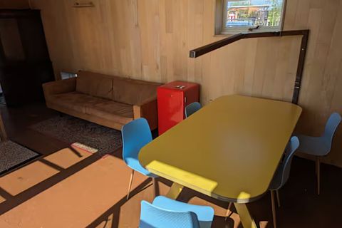 Gemütliches Häuschen (5p) auf grünem Minicampingplatz - 5