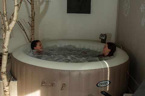 Sauna en jacuzzi in Tiny House/Vakantiehuisje - 2