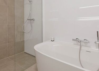 Un hôtel classique à la frontière entre la ville et la nature - 21