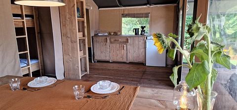 Safarizelt auf einem Familiencampingplatz in Overijssel - 3