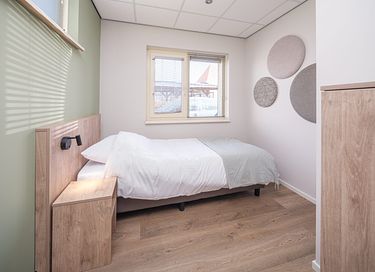Luxury group accommodation with sauna and hot tub - 27