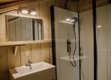Grote safaritent (8p) met keuken en sanitair - 20