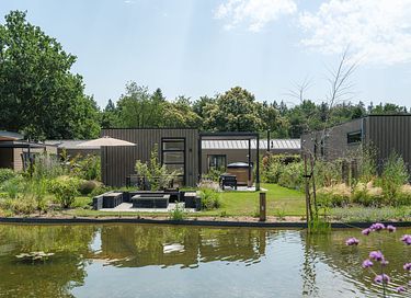Luxury holiday home with private hot tub - 19