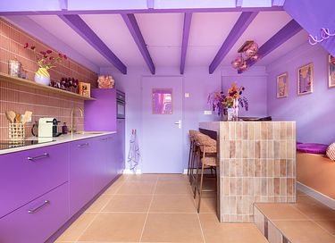 Stilvoll übernachten in einer violetten Oase - 14