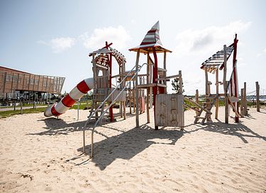 Leuke familiecamping aan het water in Zeeland - 26