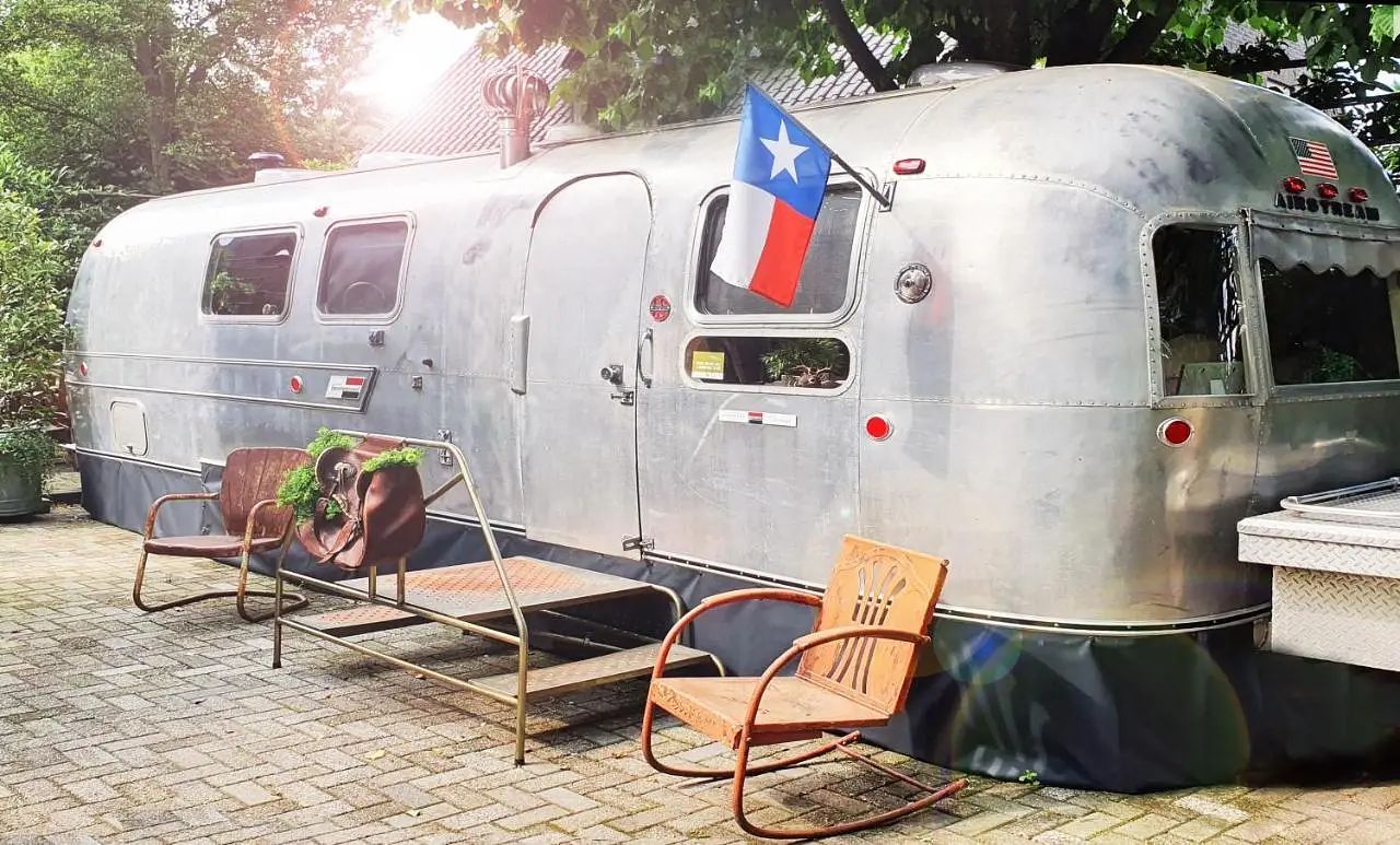 5 fun vintage caravans to spend the night in