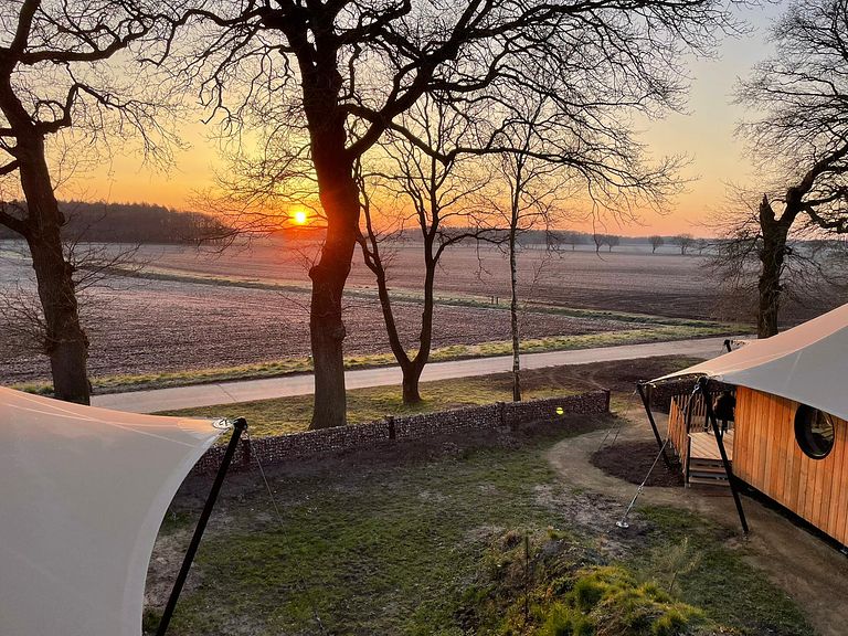 Fully insulated tent house with a view - 1