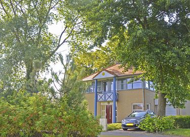 Detached villa on the French coast
