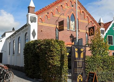 Boutique hotel in voormalige kerk  - 1