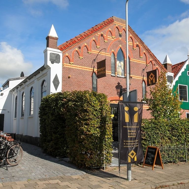 Boutique hotel in voormalige kerk  - 1
