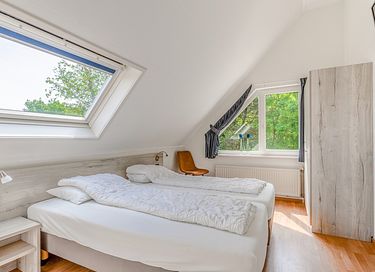 Holiday home with sauna and garden on Texel - 11