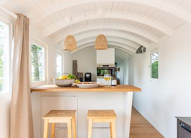 Prachtige pipowagen met veel privacy  - 9