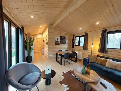 Ferienhaus aus Holz mit privatem Whirlpool - 3