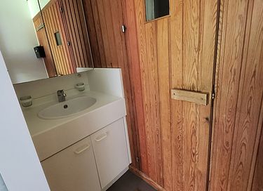 Vakantiehuisje met sauna aan het water - 14