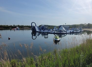 Logement de vacances avec jacuzzi au bord de l'eau - 41