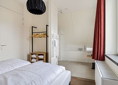 Luxury water house in West Friesland - 10
